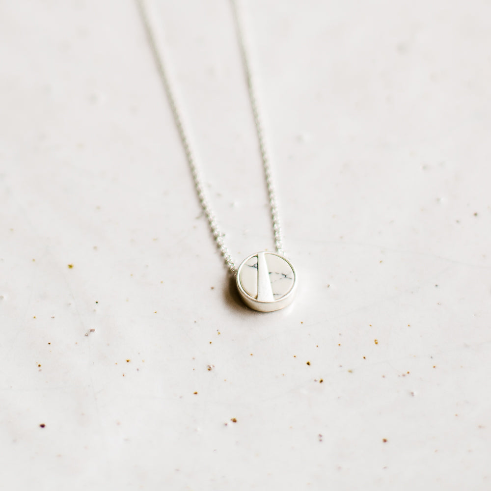 Mea necklace | silver + white
