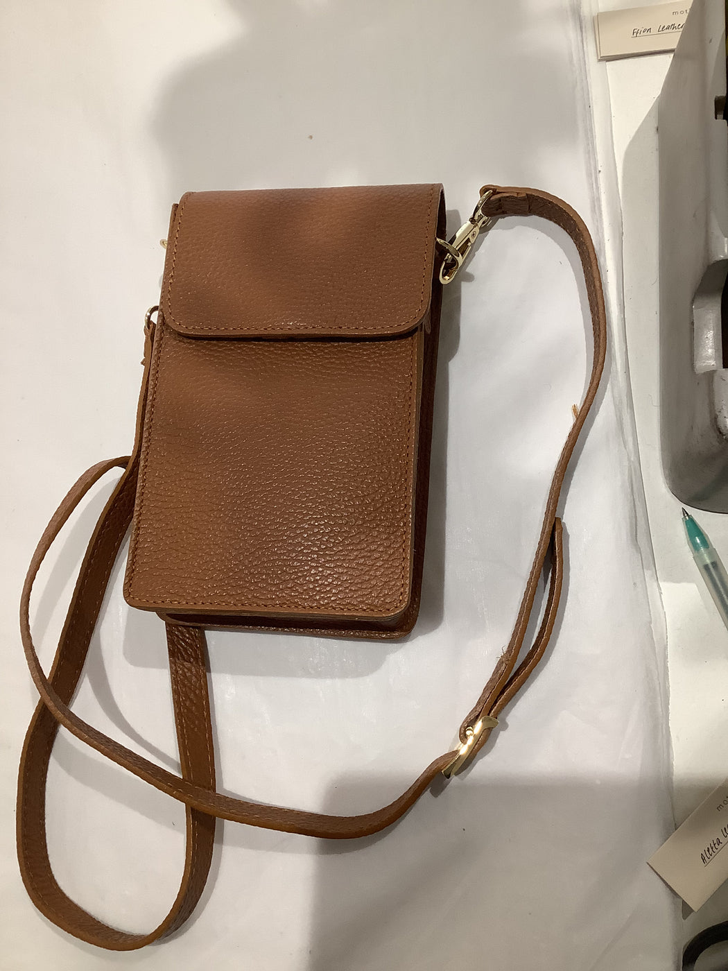 Ffion Leather Crossbody Bag | Tan